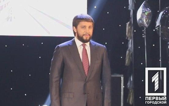 Производство падает, а зарплата директора ЦГОКа и новоявленного «Слуги народа» Дмитрия Шевчика растёт