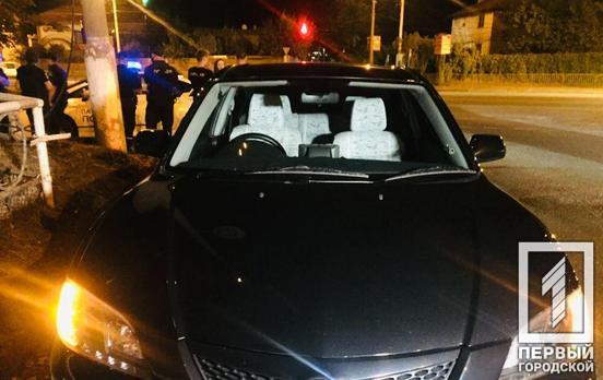 В Кривом Роге иномарка сбила патрульного полицейского