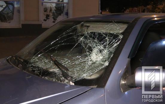 В Кривом Роге легковушка сбила пожилого мужчину, пострадавшего госпитализировали