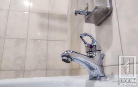 Школы, детсады и жилые дома: кому в Кривом Роге временно отключили воду (адреса)