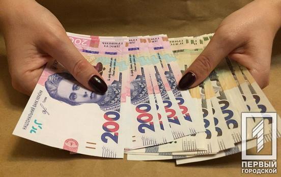 Пропонують штрафи за порушення світломаскування та перебування на вулиці під час комендантської години: у Верховній Раді зареєстрували законопроєкт