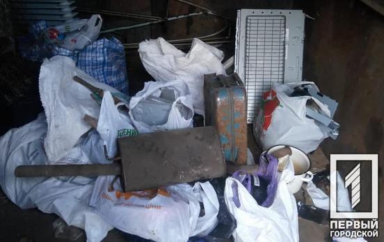 В Кривом Роге мужчина организовал незаконный пункт приёма металлолома в своём гараже