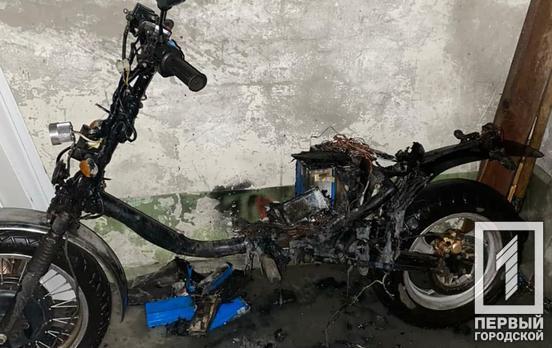 В кладовой одной из многоэтажек Кривого Рога загорелся самодельный электровелосипед