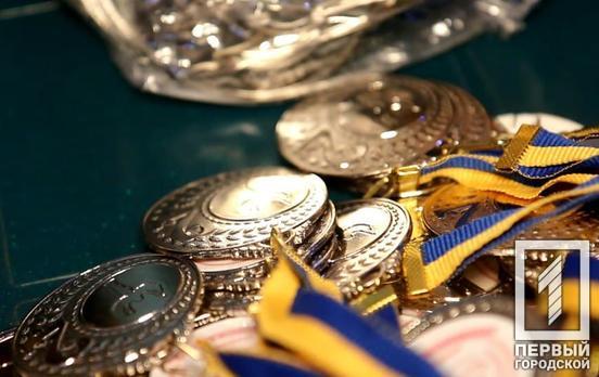 Спортсменка из Кривого Рога взяла две медали на чемпионате Украины по плаванию