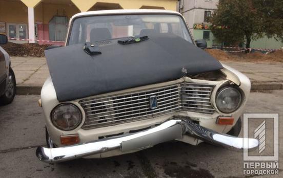 Поздно вечером в Кривом Роге автомобиль влетел в остановку