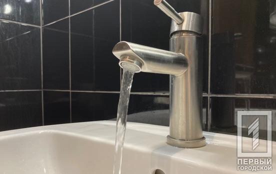 В Кривом Роге проводят срочный ремонт на трубопроводах: где временно приостановили водоснабжение