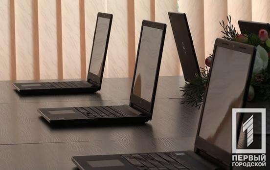 Президент Украины анонсировал запуск Центра противодействия дезинформации