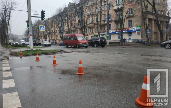 На центральной улице Кривого Рога столкнулись два кроссовера