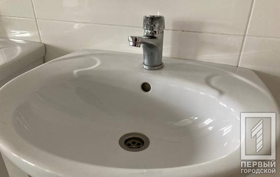 Аварийные работы: в Кривом Роге жителям некоторых улиц приостановили водоснабжение, – адреса