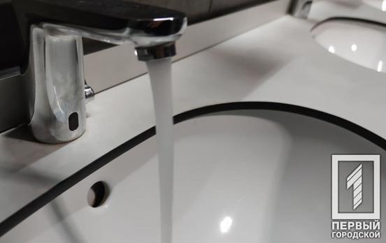 Некоторые жители Кривого Рога временно остались без воды из-за срочных работ на водоводах, – адреса