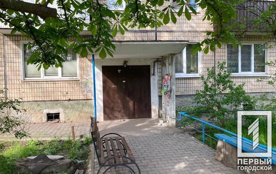 В Кривом Роге женщина обнаружила своего сожителя повешенным на проволоке