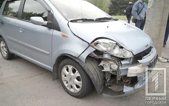 В Кривом Роге на проспекте Металлургов столкнулись две легковушки