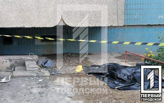 Зірвався з 14 поверху: в Кривому Розі чоловіка під час роботи на висоті не втримав трос