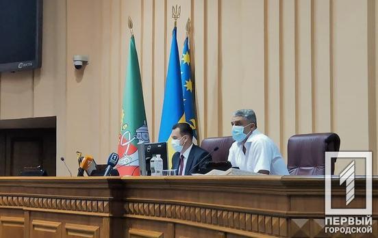 Підтримка медиків: щоб працівники медзакладів Кривого Рогу, серед яких 2 дитячі лікарні, не залишилися без зарплат – кошти виділило місто