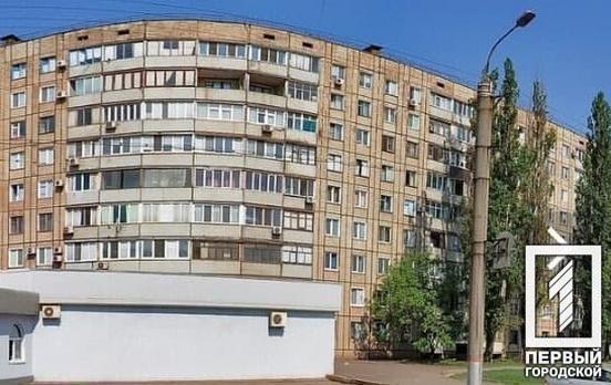 Правоохоронці відкрили квартиру і провели обшук вдома у тещі покійного мера Кривого Рогу за її відсутності