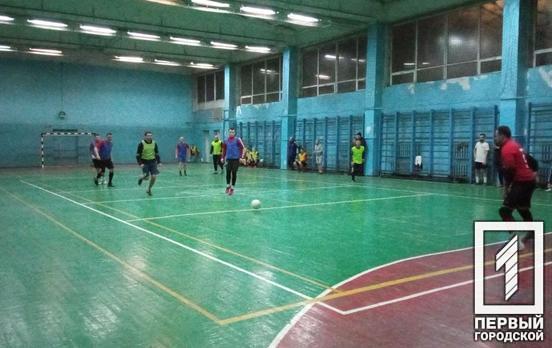 Победила дружба: в Кривом Роге прошел товарищеский матч между ФК «Кривбас-АТО» и сборной командой оперативного командования «Схід»