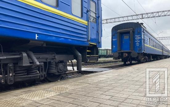 За період війни у нашій державі «Укрзалізниця» перевезла майже 1 200 вантажних вагонів з гуманітарною допомогою