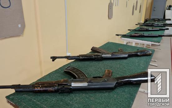 В одному з університетів Кривого Рогу містяни долучились до занять із вогневої підготовки