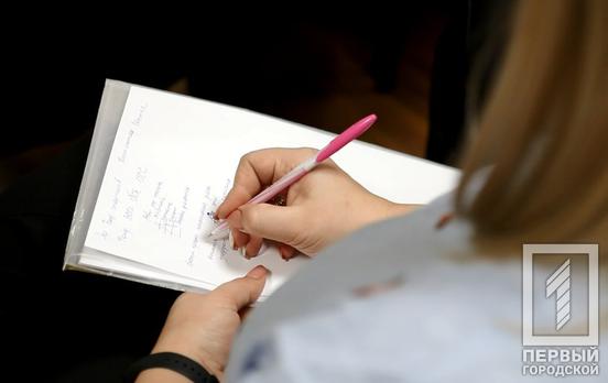 Чотири вищих навчальних закладів та чотири коледжі евакуювалися зі східних областей держави у Дніпропетровську область