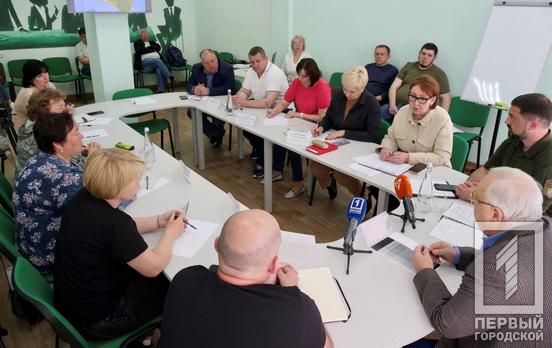 Коли майже щодня ворог завдає ударів по населеним пунктам Криворізького району та звільненим від окупантів громадам Херсонської області, Кривий Ріг став центром підтримки для жителів прифронтових територій