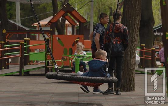 В случае окончания войны только 54,7% украинцев планируют будущее своих детей и внуков в Украине