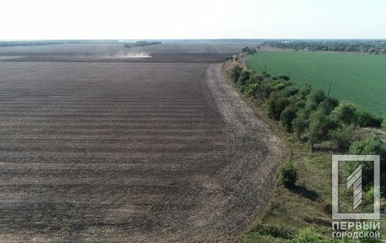 Вночі окупанти з артилерії обстріляли Нікопольський район з «Градів», ніхто не постраждав