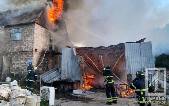 У Кривому Роз полум’я вирувало на площі 150 квадратних метрів