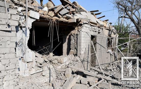 Внаслідок збройної агресії рф в Україні загинуло вже понад 7 000 мирних жителів, - МВС