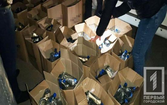 Під час перевірки на блокпості у Кривому Розі в автівці знайшли велику партію безакцизного алкоголю