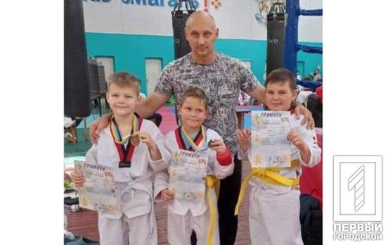 Ще сім медалей здобули криворізькі спортсмени на обласному чемпіонаті з тхеквондо