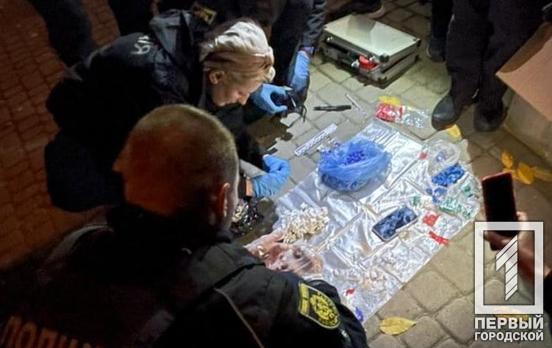 «Переїхав та налагодив бізнес»: у Львові поліцейські затримали 25-річного криворіжця, який розповсюджував наркотики