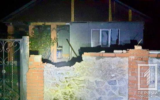 Майже 40 ворожих снарядів вночі випустили окупанти по Нікополь