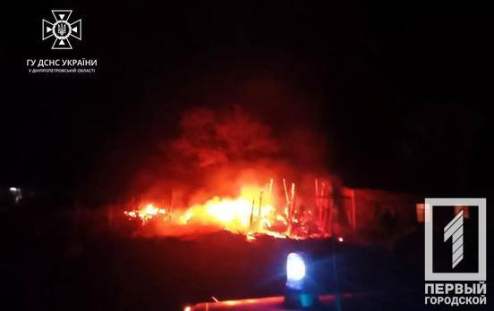 Надвечір у селищі поблизу Кривого Рогу загорівся сінник