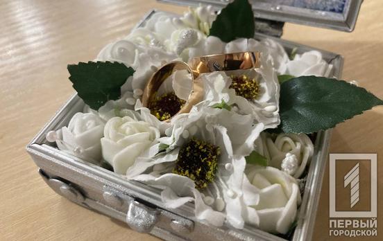 Як одружитися на прифронтовій території та хто це може зробити