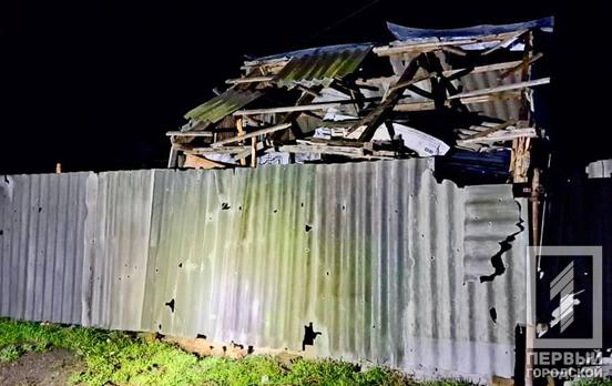 Окупанти обстріляли з важкої артилерії Нікопольський район Дніпропетровщини щонайменше 10 снарядами