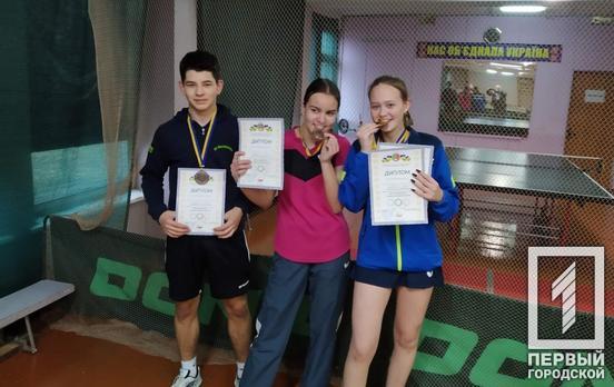 На Чемпіонаті Кривого Рогу з настільного тенісу шість призових місць посіли вихованці міської спортивної школи №8