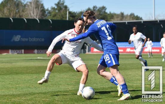 Жіноча команда «Кривбасу» з рахунком 5:0 розгромила своїх суперниць із «Динамо» та продовжує боротися за чемпіонство
