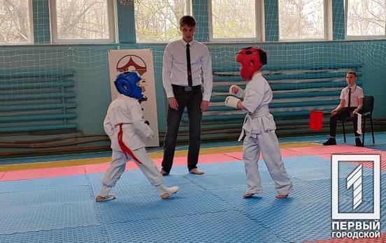 За результатами Відкритого чемпіонату міста з кіокушин карате серед юнаків та дівчат на рахунку криворізьких спортсменів 19 перемог