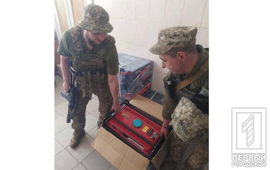 Бійці 17 танкової Криворізької бригади отримали на передову допомогу, передану з рідного міста