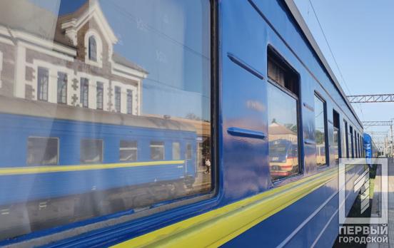 Кінець епохи безтактних пасажирів: «Укрзалізниця» може запровадити жіночі купе