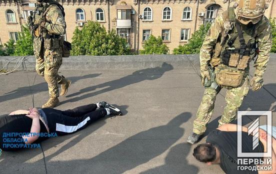 Правоохранители разоблачили «смотрящего» за Кривым Рогом, который с сообщниками «выбивал» несуществующие долги