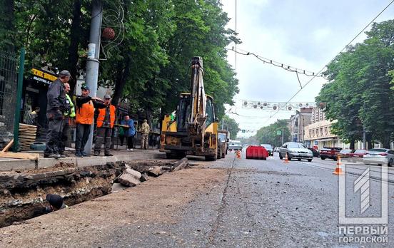 В Інгулецькому районі Кривого Рогу тимчасово змінять зупинку та перекриють дорогу