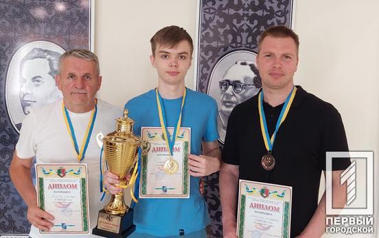 Шах і мат: у Кривому Розі кілька десятків спортсменів запекло боролися за перемогу на Кубку міста із шахів