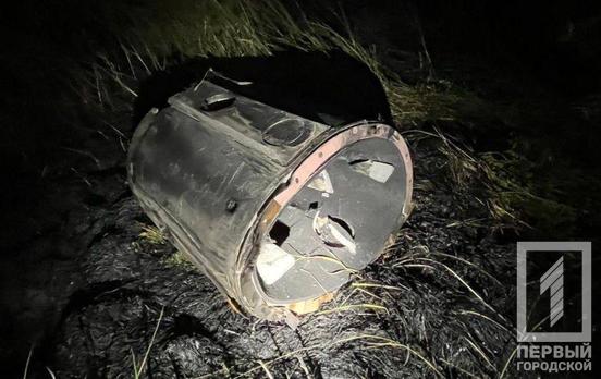 Ворог вдарив ракетами та артилерією по Дніпропетровщині, за попередніми даними, люди вціліли