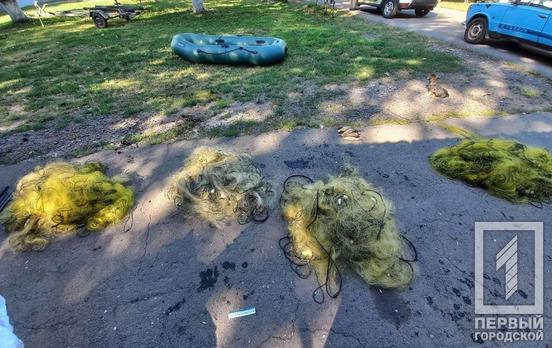 5 видів риби у сітках: у Кривому Розі затримані двоє рибалок