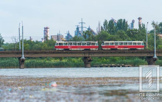 Наш охоронець часу та безперешкодний путівник містом: криворіжці дали перші оцінки унікальному сервісу «Зручний маршрут»
