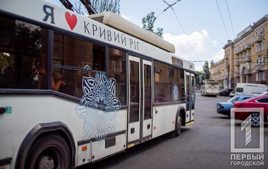 Для того, аби ви нікуди не запізнились: у Кривому Розі КП «Міський тролейбус» проводить модернізацію мереж електротранспорту