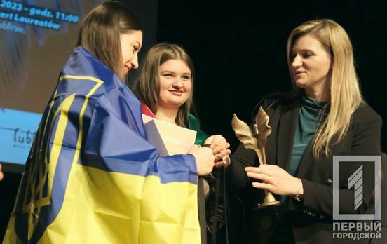 «Переможна подорож»: юні вокалістки з Кривого Рогу перемогли на співочому конкурсі у Любліні