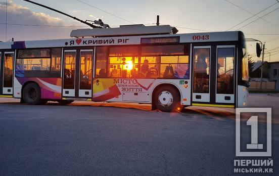 Сплануйте свій шлях: у Кривому Розі 23 та 24 квітня низка тролейбусів курсуватиме зміненим маршрутом