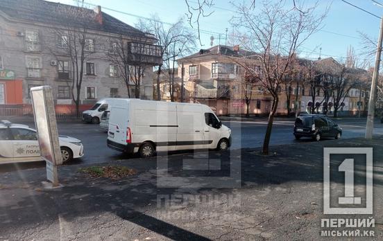 Внезапный удар сзади: на проспекте Мира Renault «догнал» Dacia